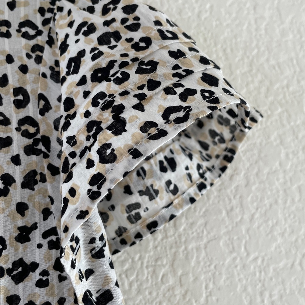 J Crew Cotton leopard blouse cap sleeves Size M - Picture 3 of 6